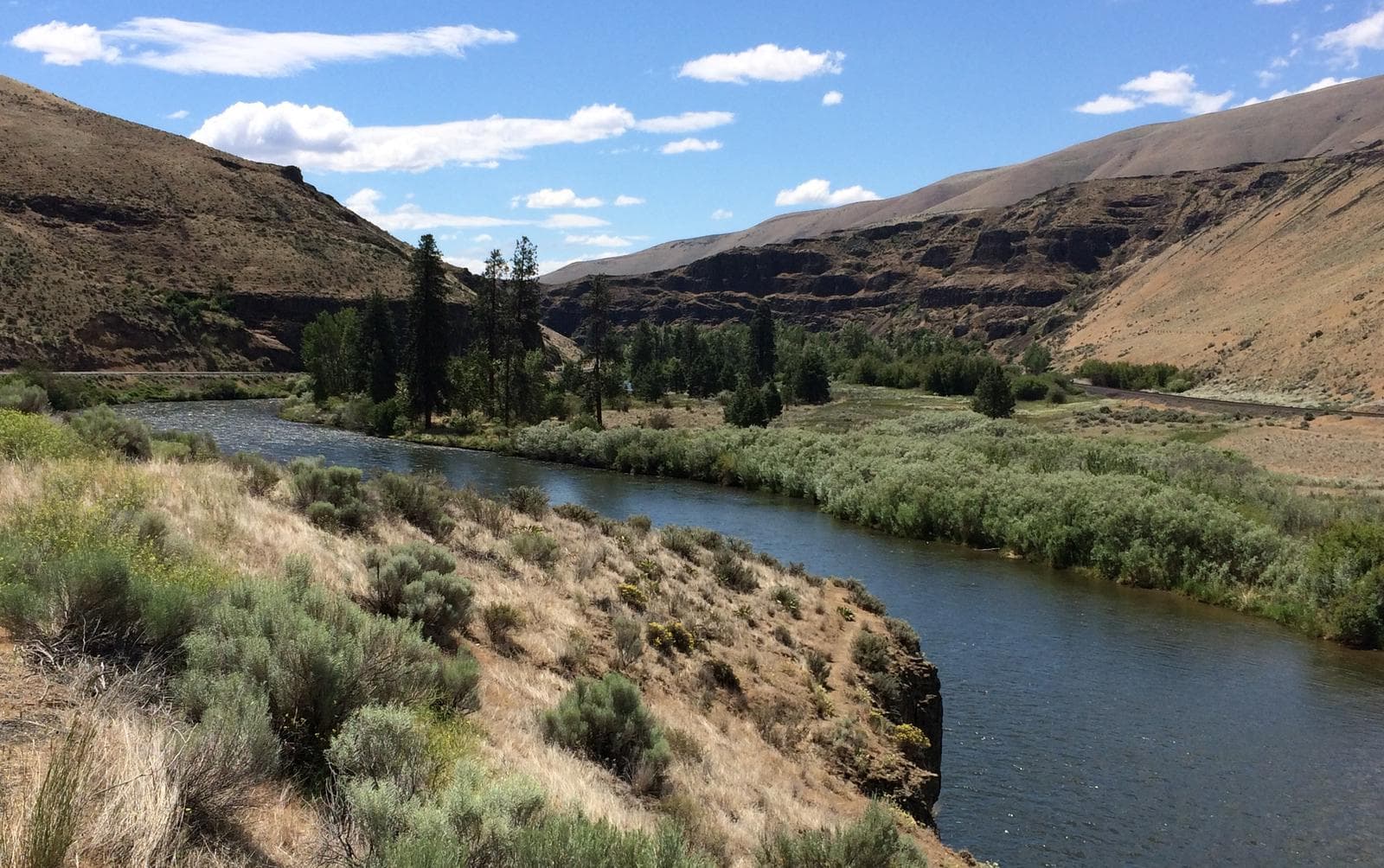 Stunning scenery of the Yakima River Canyon in central Washington.