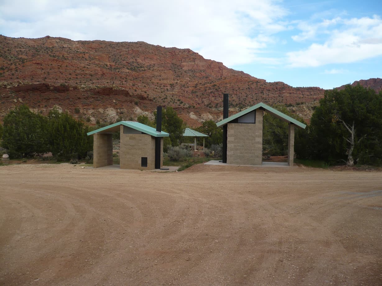 Bathrooms at Stateline Campground