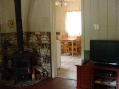 SLY GUARD CABIN INSIDE