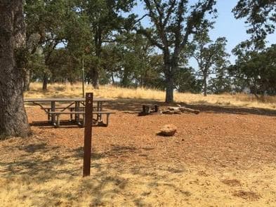 DEER FLAT BOAT IN CAMPGROUND