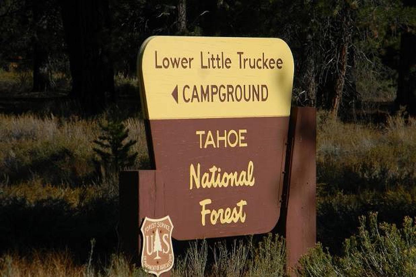 Entrance sign along Hwy 89 to the Lower Little Truckee campground.