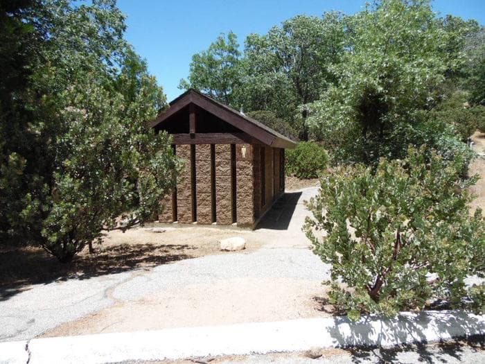 North Shore flush bathroom