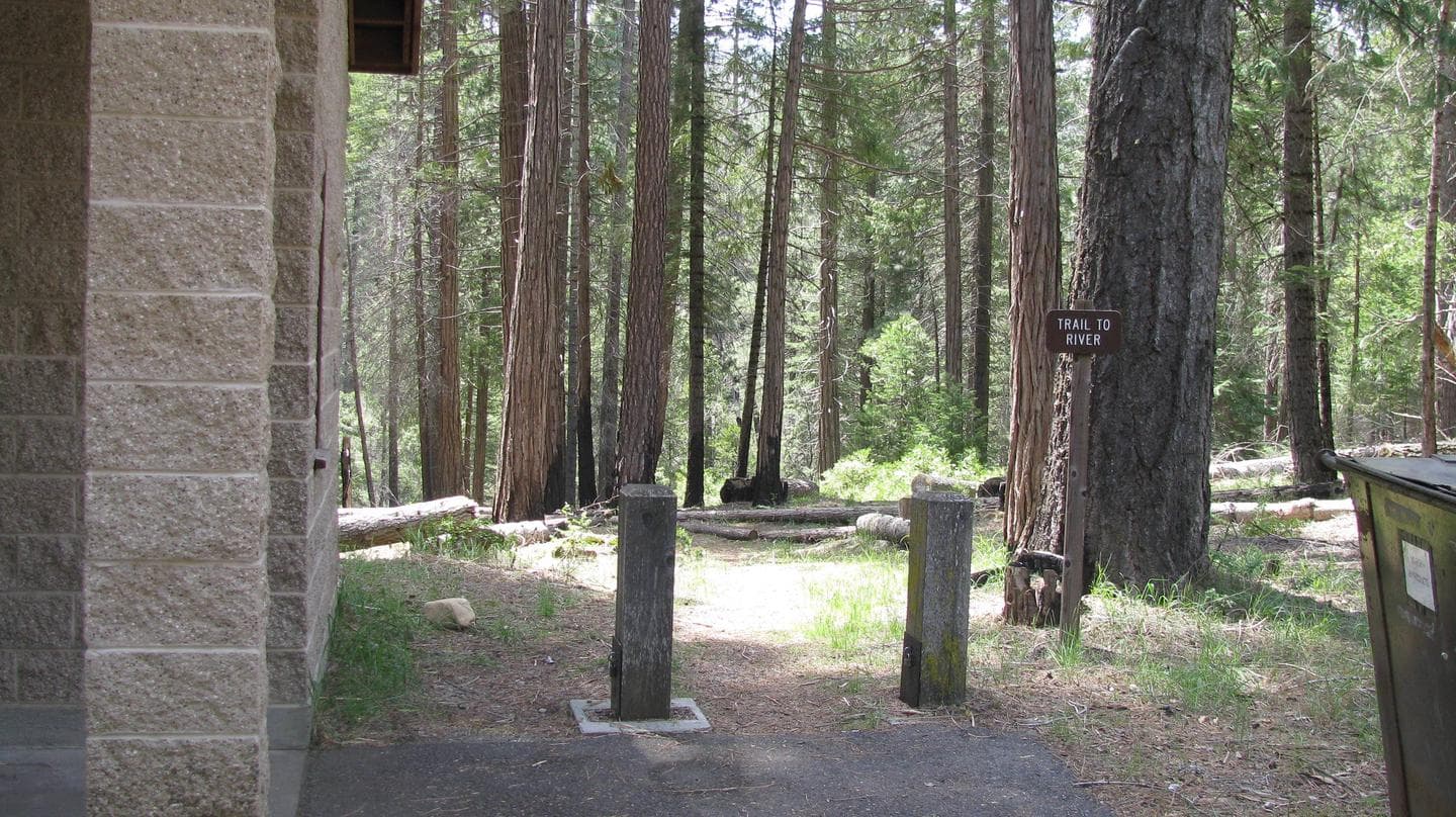 Dimond O Campground Trail Sign