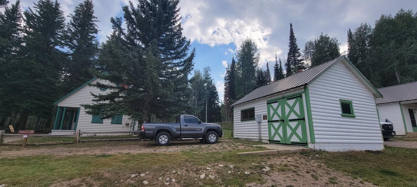 Mammoth Cabin