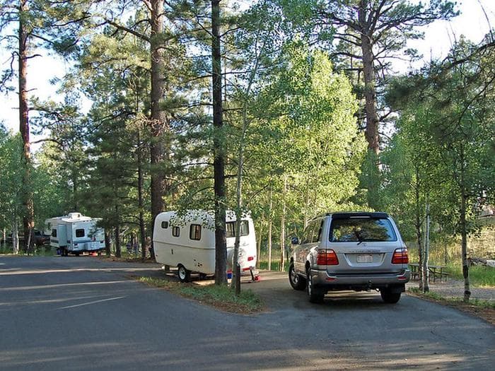 Small trailers parked at campsites in the North Rim Campground