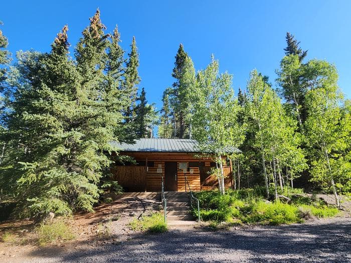 Tashas flush restrooms.