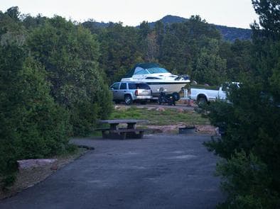 MUSTANG RIDGE CAMPGROUND boat